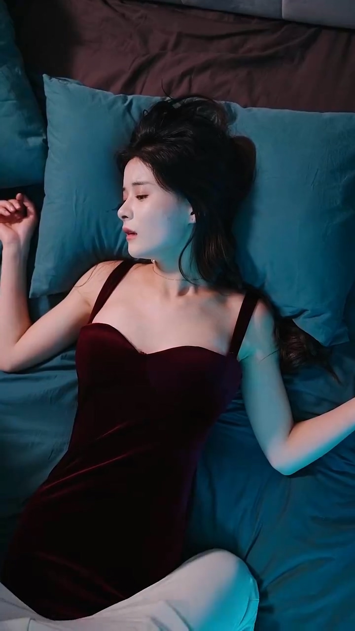 夫人全球都在等你离婚第15集