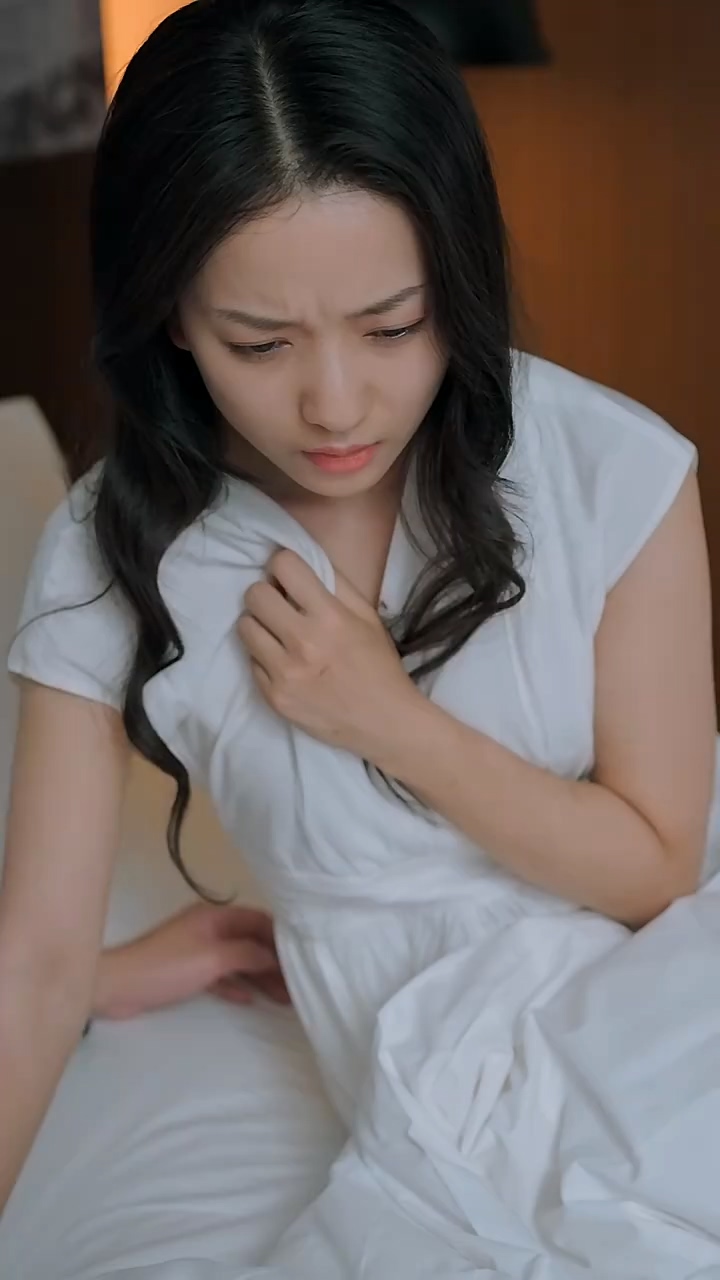 厉总夫人是隐藏大佬第01集