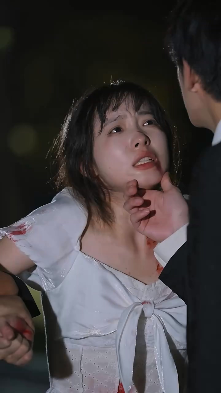 虐完我，霸总追妻火葬场第102集